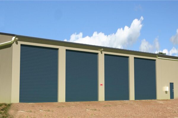 5 Fully Enclosed Large Gable CB